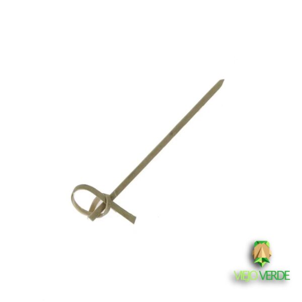 Pinchos de Bambú con Nudo